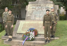 MĚSTA UCTILA PAMÁTKU PADLÝCH