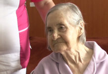 VIDEO: NEJSTARŠÍ OBYVATELKA DOMOVA OSLAVILA STO LET