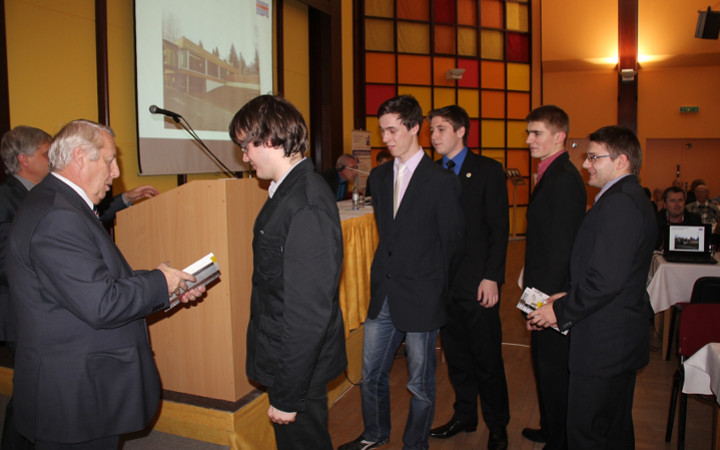 KRAJ JE JEDNÍM Z NEJVĚTŠÍCH INVESTORŮ, ZA POMOCI UNIE