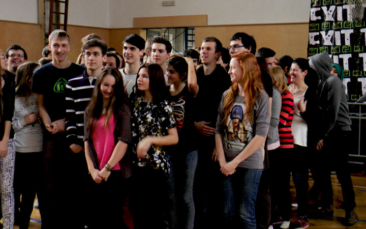 GYMNAZISTÉ POZNÁVALI JINOU KULTURU A SPOLEČENSKÁ RIZIKA