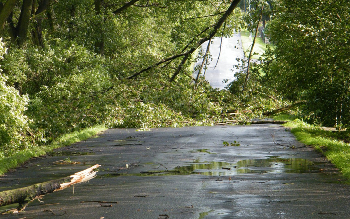 SILNÝ VÍTR SE PŘEHNAL PŘES PARDUBICKÝ KRAJ