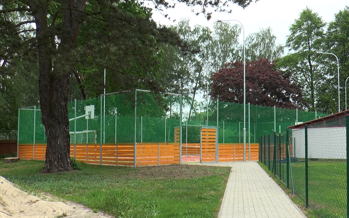 U ORLICKOÚSTECKÉHO AQUAPARKU BYLA VYBUDOVÁNA NOVÁ SPORTOVIŠTĚ