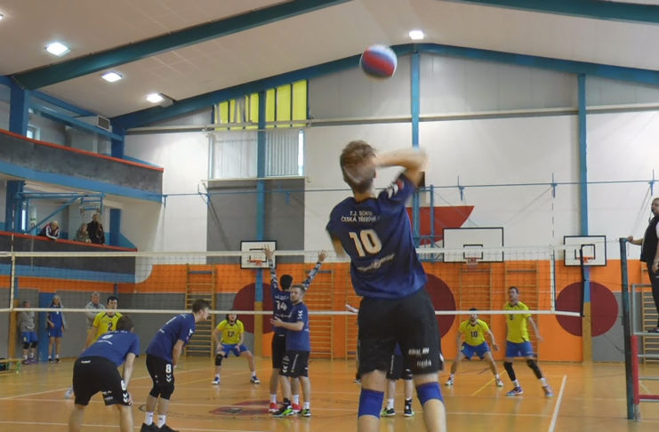 TĚLOCVIČNA ZŠ NÁDRAŽNÍ HOSTILA DALŠÍ ZÁPASY 2. VOLEJBALOVÉ LIGY MUŽŮ