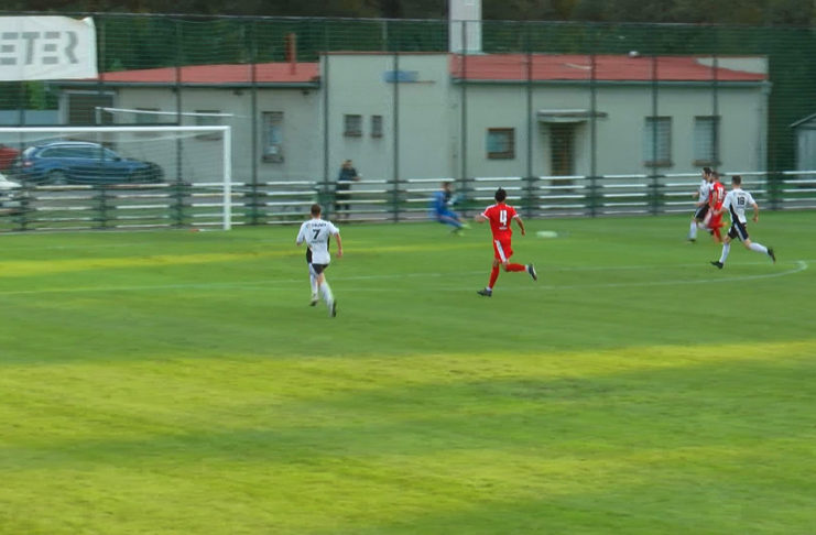 FOTBALISTÉ JISKRY SE TŘÁSLI O VÍTĚZSTVÍ DO POSLEDNÍ MINUTY