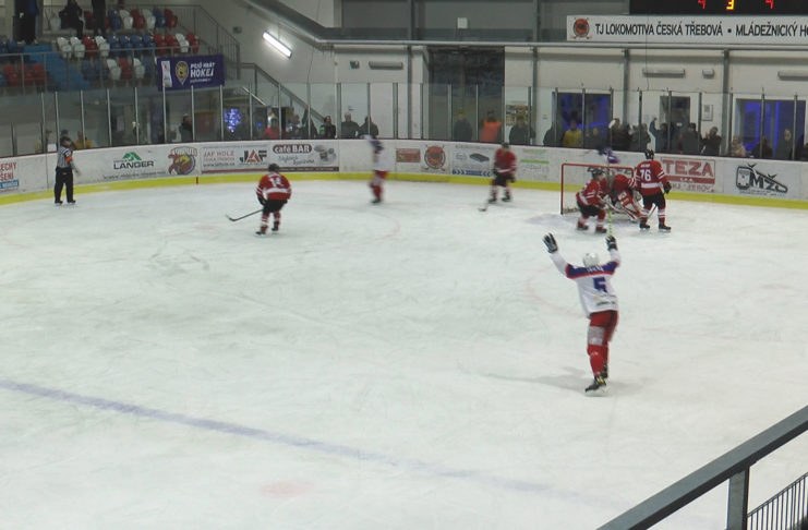 KOHOUTŮM ŠTĚSTĚNA NEPŘÁLA, CHRUDIM JÍ ŠLA NAPROTI