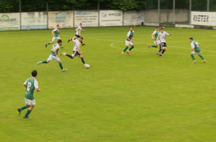 Jiskra Ústí ukončila sezonu vítězně, výhrou 2:0 nad Jabloncem B si zajistila páté místo