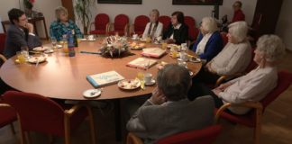 Šest devadesátníků převzalo na radnici gratulace od vedení města