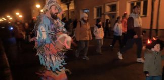 Česká Třebová obnovila stoletou tradici mikulášského průvodu s lidovými maskami