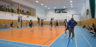 Českotřebovský zimní stadion se proměnil v ledové divadlo, zlatý Tadeáš porazil 200 soupeřů