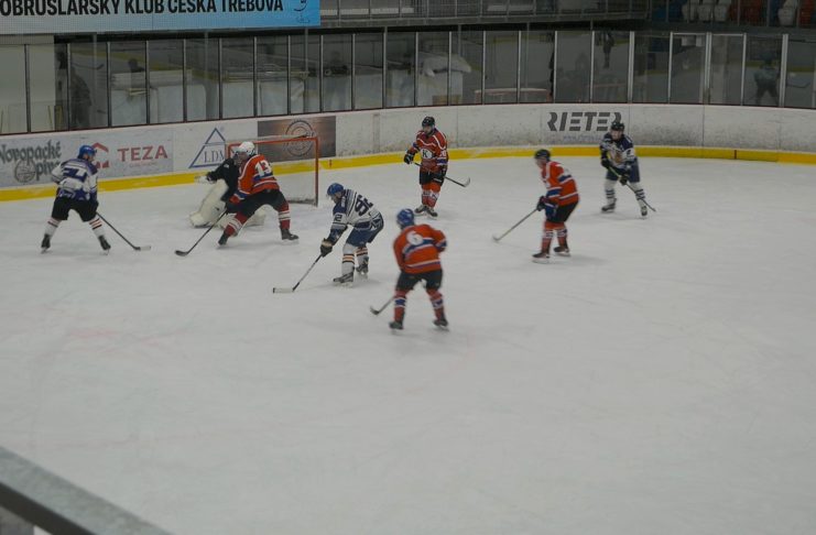 PROPLAST Ústí nad Orlicí rozdrtil K Veterans 7:0 a potvrdil roli lídra