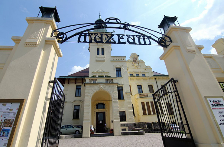 Pravěk a středověk kolem nás