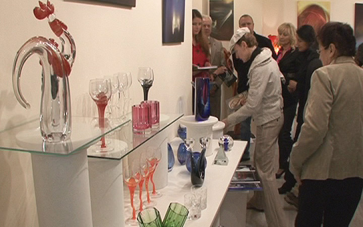 VIDEO: ČESKÁ TŘEBOVÁ MÁ NOVOU PRODEJNÍ GALERII