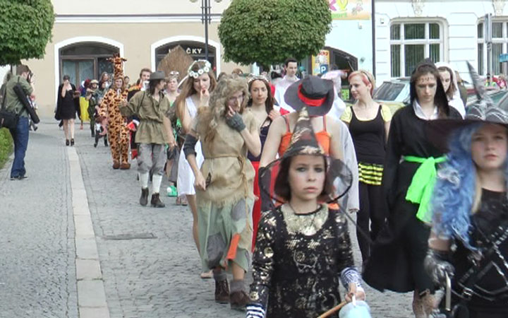 STUDENTSKÝ MAJÁLES VE ZNAMENÍ POHÁDEK
