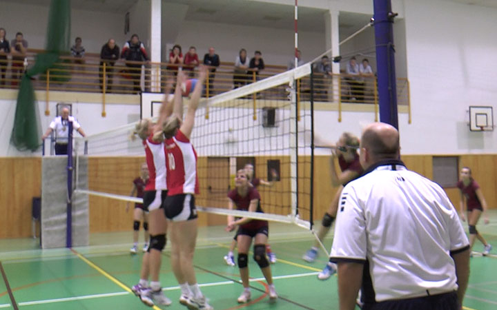 DOMÁCÍ VOLEJBALISTKY NESTAČILY NA ČERVENÝ KOSTELEC