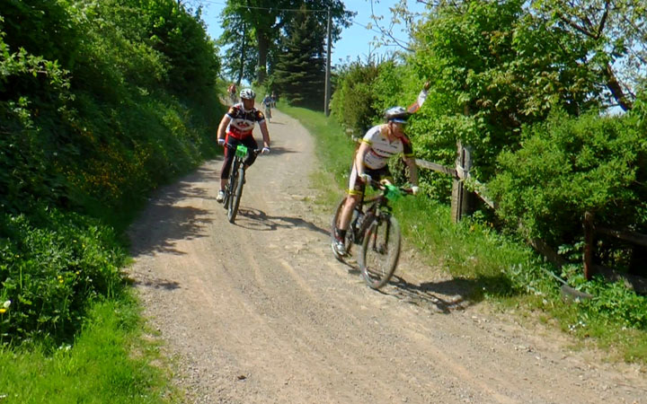 BIKEMARATHONU SE ZÚČASTNILO PŘES 300 CYKLISTŮ