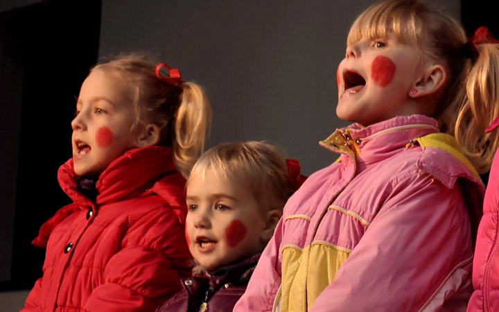 O DRUHÉ ADVENTNÍ NEDĚLI VYSTOUPILY DĚTI Z MŠ A ZŠ