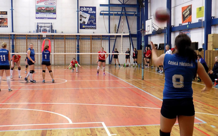 VOLEJBALISTKY VE DRUHÉ LIZE ROZDRTILY DOMA STŘEŠOVICE “B”