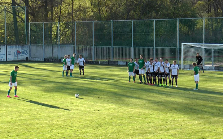 FOTBALISTÉ JISKRY POKRAČUJÍ V JARNÍ MIZÉRII