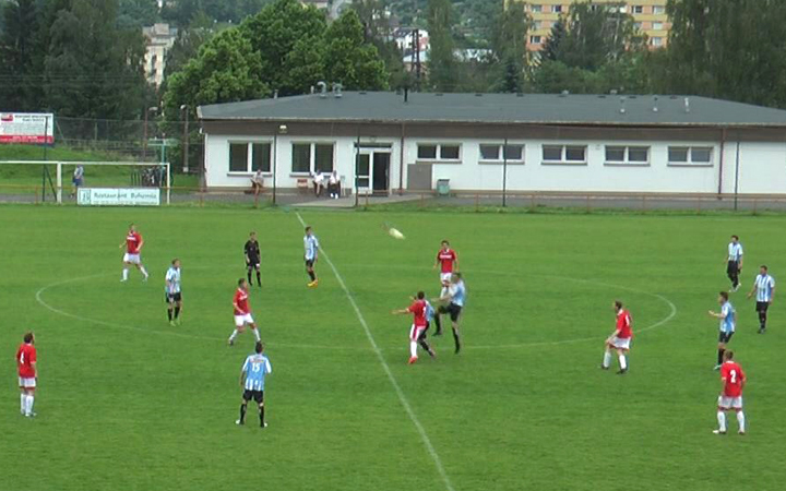 ZÁPAS DVOU CELKŮ ZE STŘEDU TABULKY ROZHODLY AŽ PENALTY
