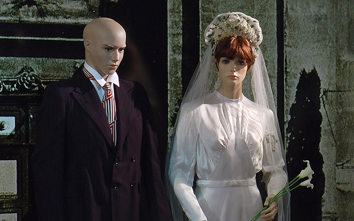 V MĚSTSKÉM MUZEU JE TO V TĚCHTO DNECH JAKO VE SVATEBNÍM SALONU