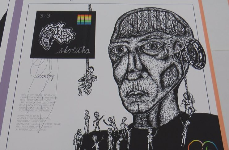 POD RADNICÍ SE VYSTAVUJÍ PRAKTICKÉ MATURITNÍ PRÁCE 12 STUDENTŮ UPRUMKY