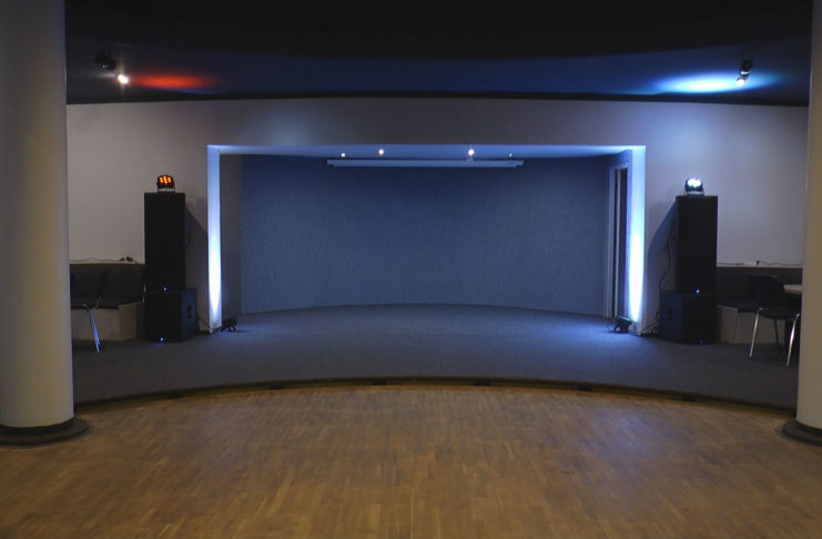 KLUBCENTRUM ZŘÍDILO DIVADELNÍ KLUB, PŘIPRAVENA JE PĚTICE KONCERTŮ