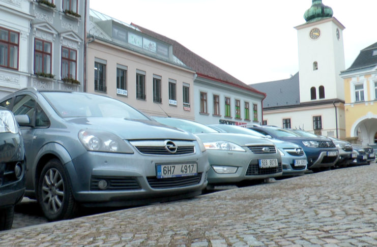 PARKOVACÍ SYSTÉM ZŮSTANE BEZE ZMĚN, CHYSTAJÍ SE ÚPRAVY STÁNÍ NA ŠTĚPNICI