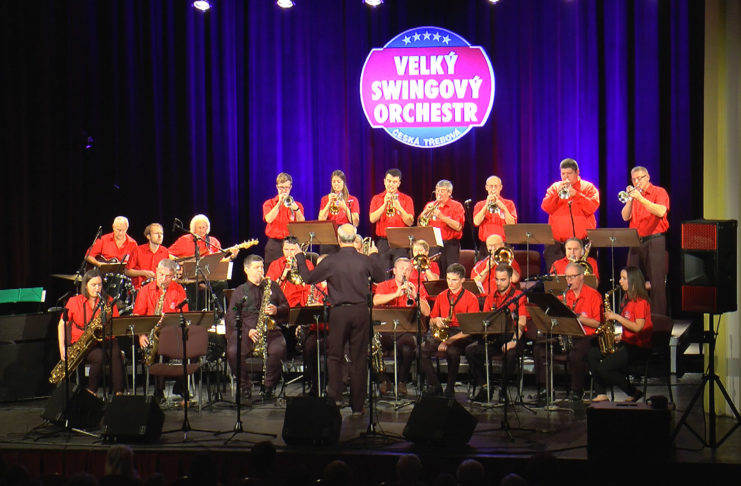 VELKÝ SWINGOVÝ ORCHESTR OSLAVIL SVÉ ČTYŘICÁTINY KONCERTEM