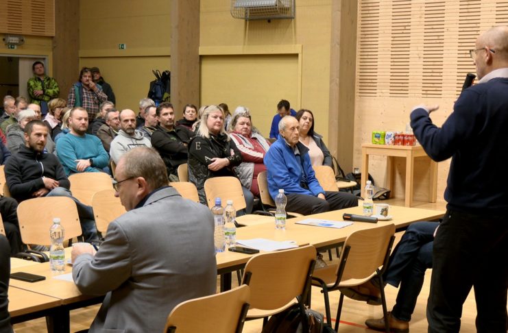 Prezentace záměru výstavby větrníků lákala veřejnost