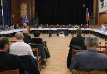 Zastupitelé v Ústí schválili dotace přes půl milionu a plánují prodej Perly 06