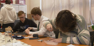 Dvojitý triumf z České Třebové: studentské firmy ovládly krajskou soutěž JA Top Logo