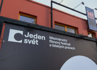 Jeden svět míří do Ústí nad Orlicí už poosmnaácté, letos s íránskou tematikou i charitou pro malého Štěpánka