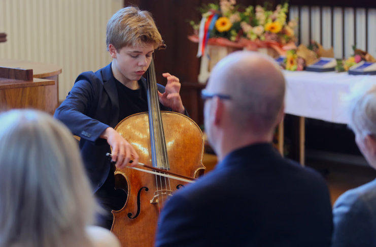 Heranovu violoncellovou soutěž ovládl patnáctiletý talent z Německa