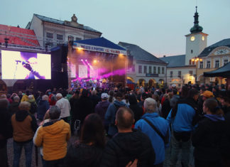 Tublatanka rozparádila Mírové náměstí, festival Město v pohybu 2026 v Ústí nad Orlicí uzavřeli The Backwards