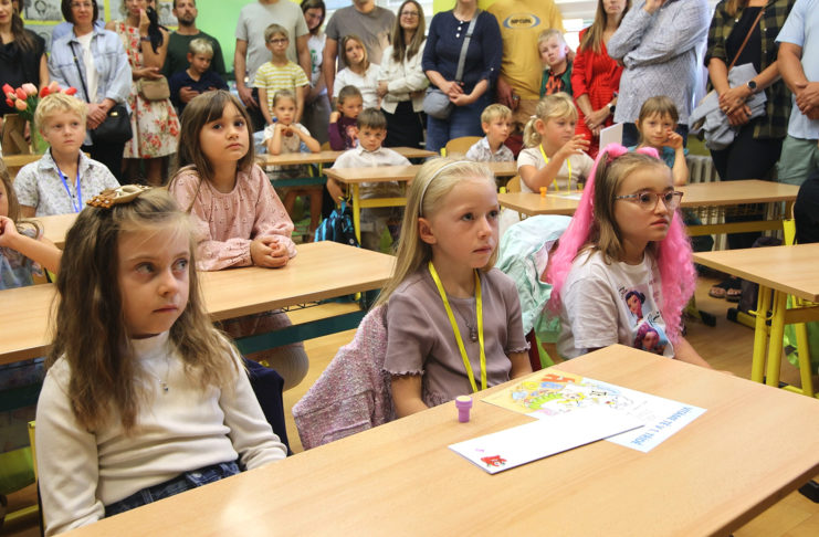 Starostové přivítali stovky prvňáčků, Řehák si v České Třebové vzpomněl na vlastní školní začátky