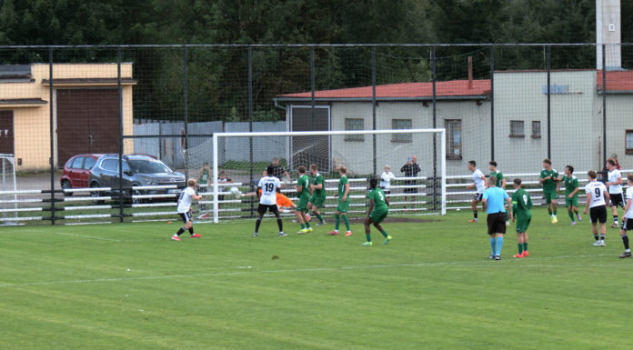 Jiskra Ústí nad Orlicí srazila lídra tabulky Hlinsko a slaví výhru 2:1
