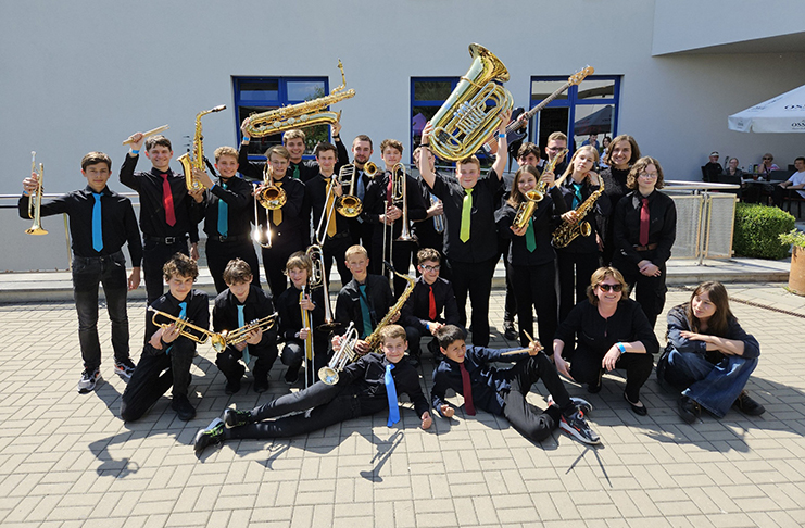Koncert Black Band mezi sloupy