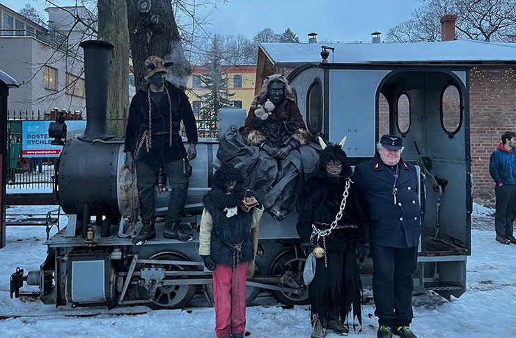 Mikulášská jízda na tovární železnici Vonwillerka