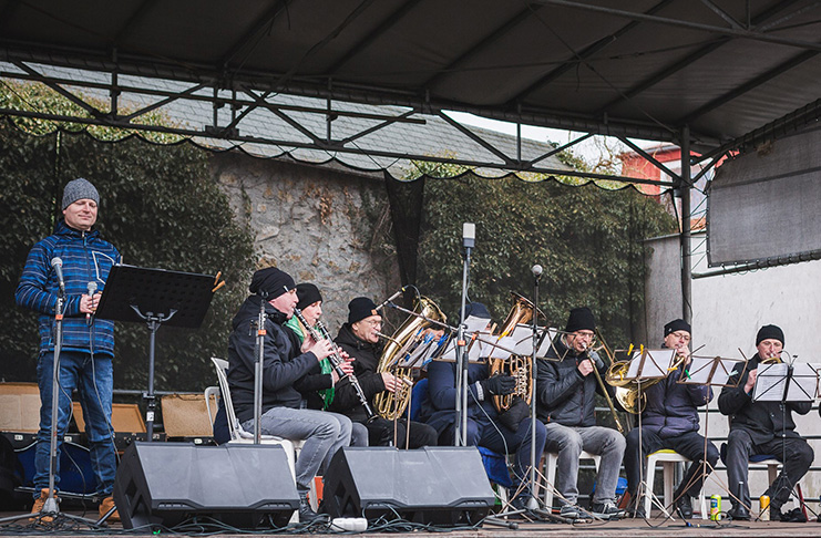 Odpoledne s dechovkou k tanci a poslechu
