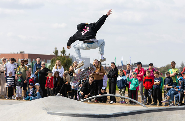 Skate & scoot show