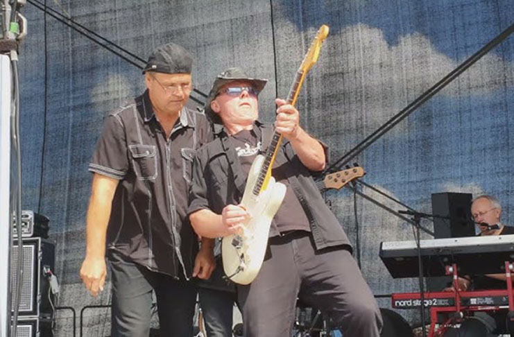 The Kredenc Revival CCR