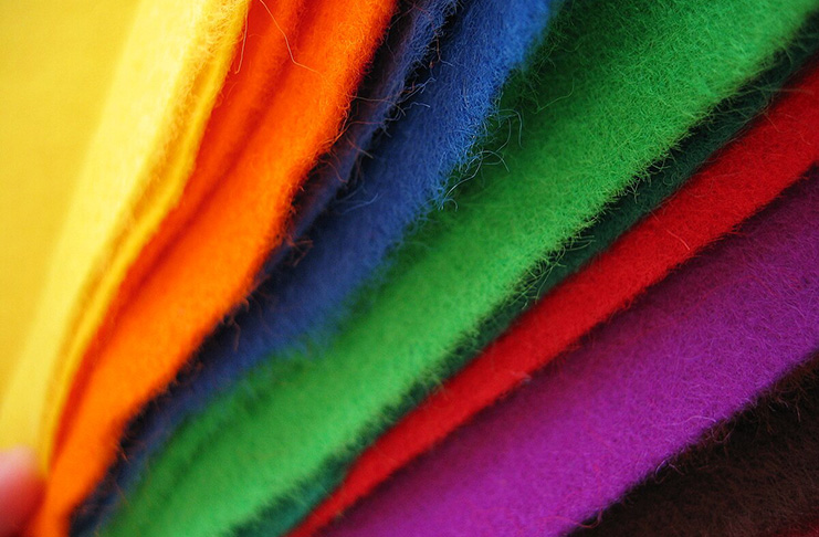 Tvoříme v knihovně – Plstění k adventu