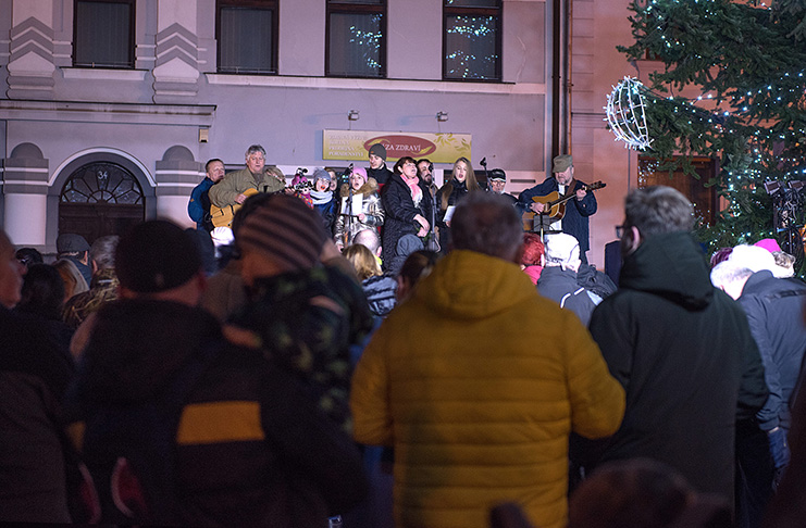 Vánoční koncert žáků a učitelů ZUŠ